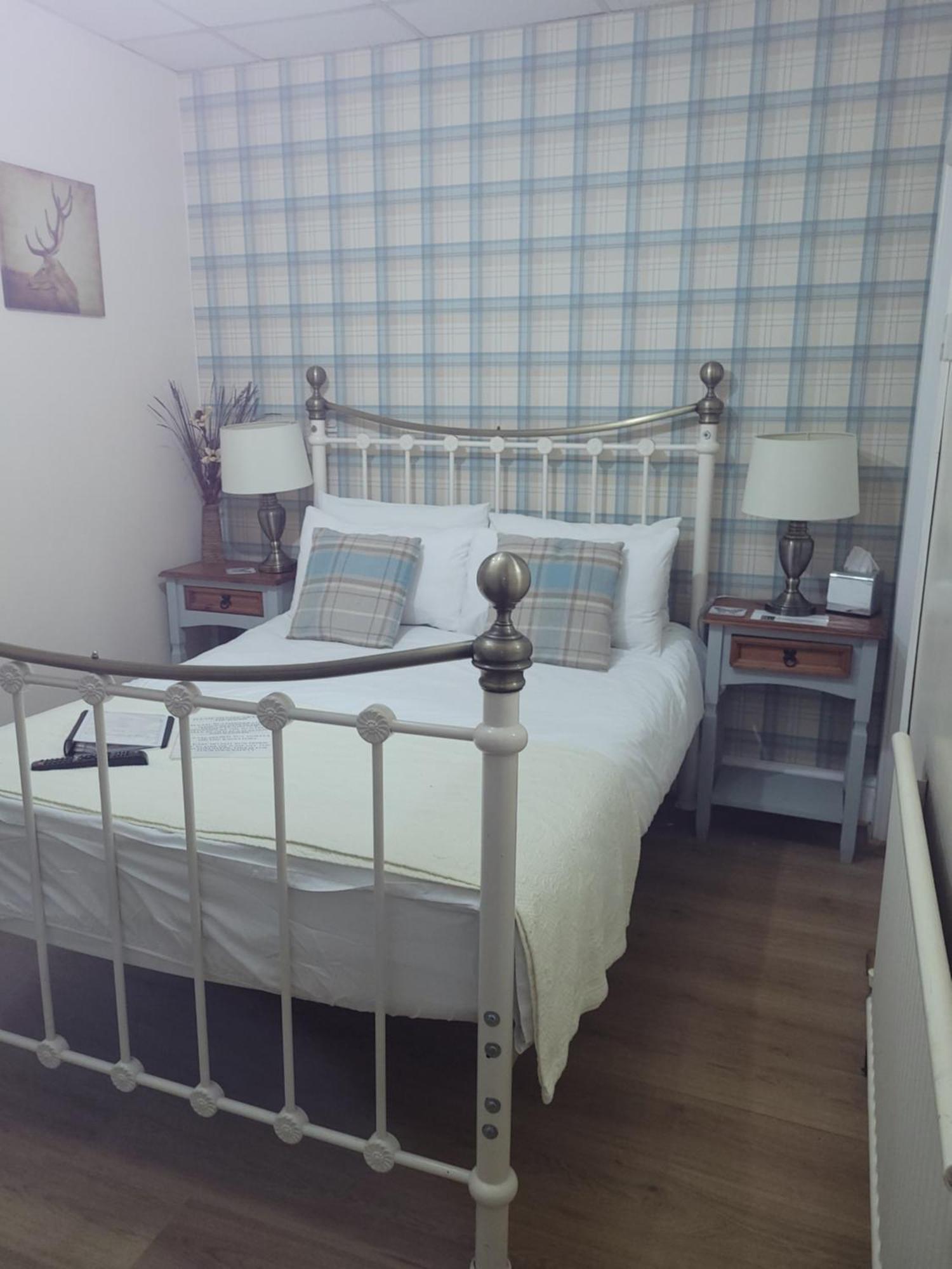 J'S Mayfair Guest House Blackpool Exterior photo